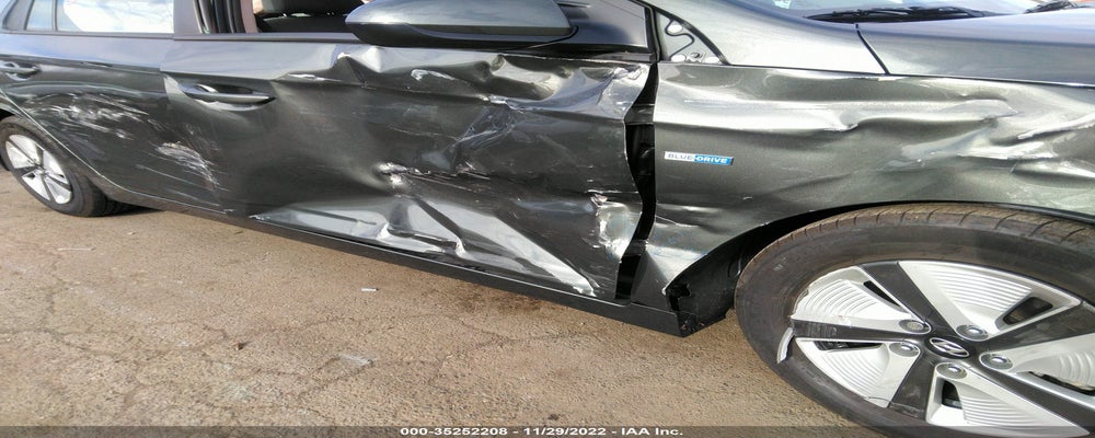 KMHC65LC8LU235608 2020 HYUNDAI IONIQ HYBRID photo no. 6