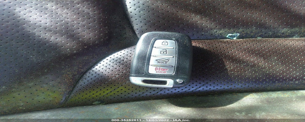 KMHFG4JG8CA121118 2012 HYUNDAI AZERA photo no. 11