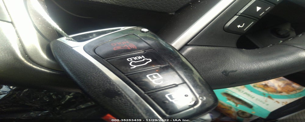 KM8SRDHF7JU291942 2018 HYUNDAI SANTA FE photo no. 11
