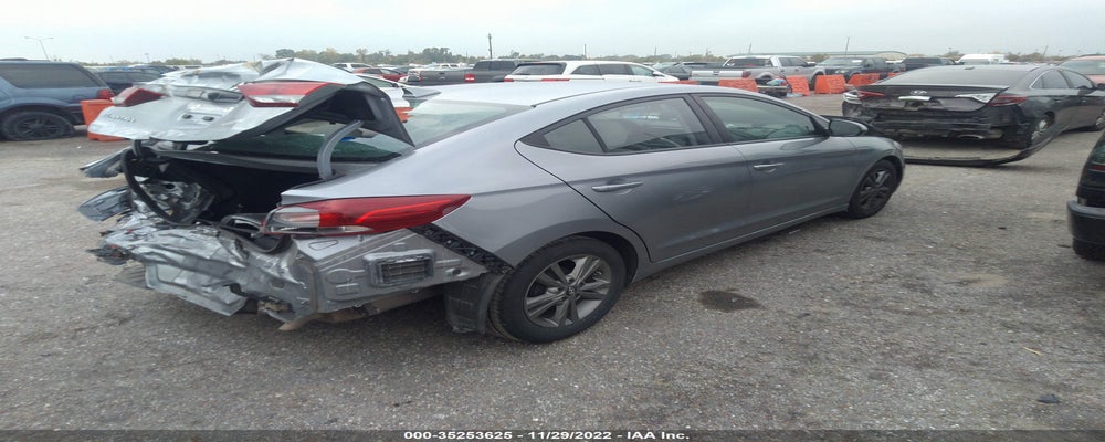 5NPD84LF8HH130706 2017 HYUNDAI ELANTRA photo no. 4