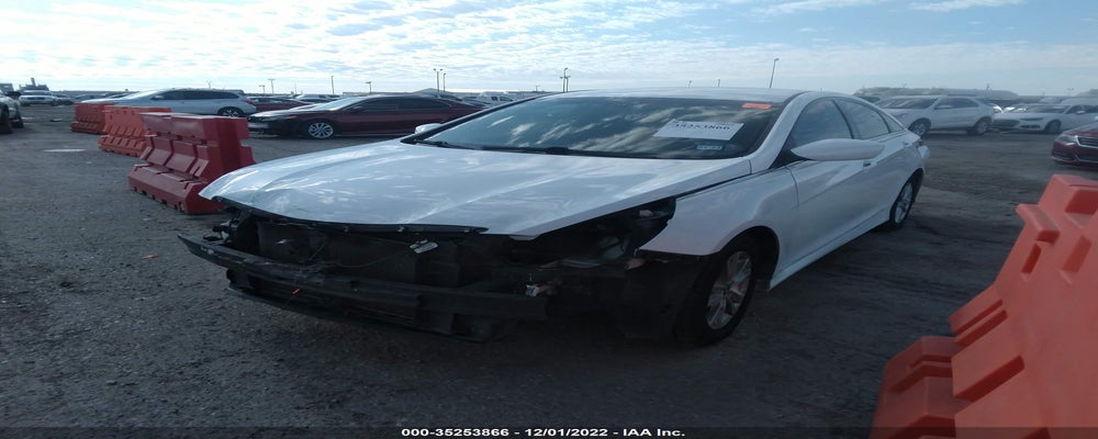 5NPEB4AC4EH857481 2014 HYUNDAI SONATA photo no. 2