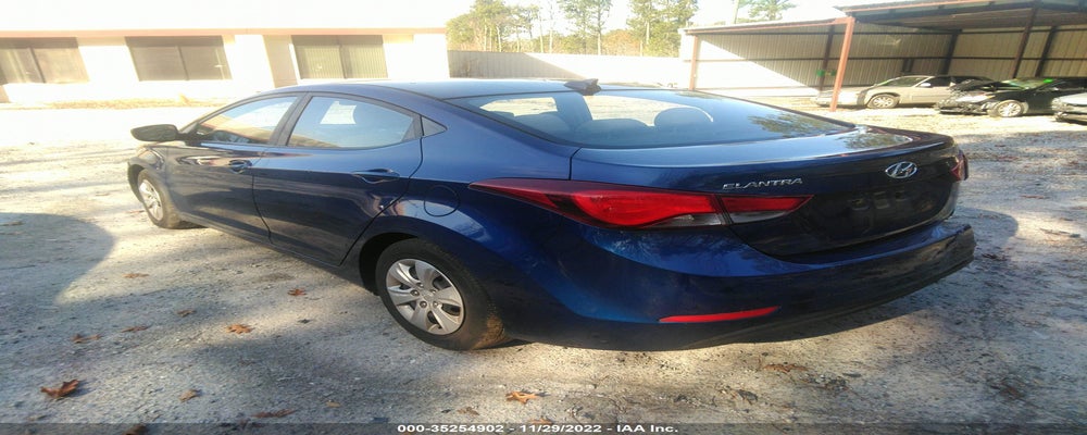 5NPDH4AE1GH729133 2016 HYUNDAI ELANTRA photo no. 3