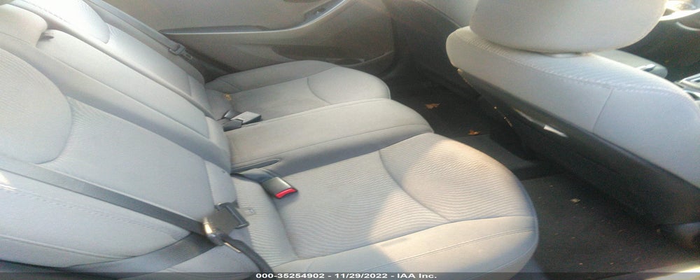 5NPDH4AE1GH729133 2016 HYUNDAI ELANTRA photo no. 8