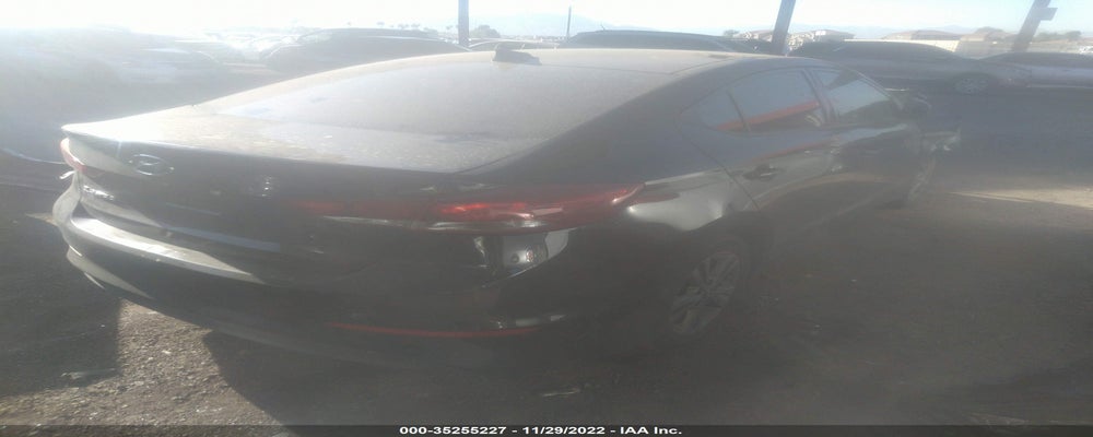 5NPD84LF7HH140546 2017 HYUNDAI ELANTRA photo no. 4