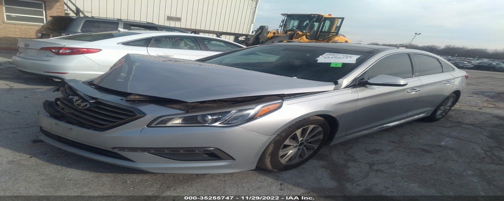 5NPE34AF1FH012287 2015 HYUNDAI SONATA photo no. 2