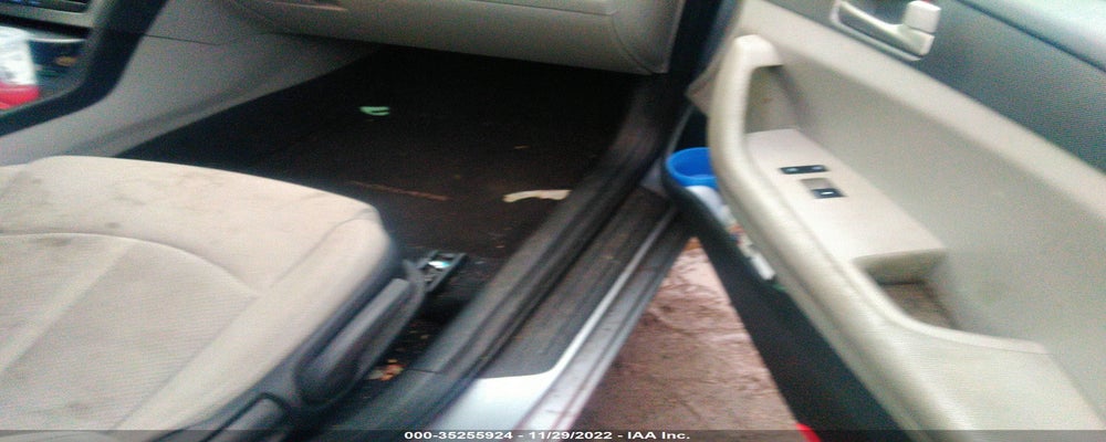 5NPE24AFXHH580849 2017 HYUNDAI SONATA photo no. 5