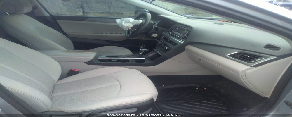 5NPE24AF4HH530156 2017 HYUNDAI SONATA photo no. 5