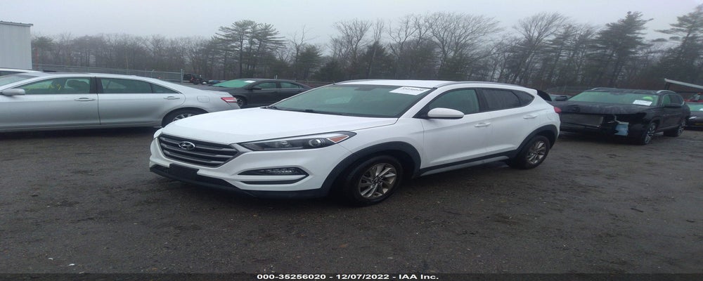 KM8J3CA42JU675692 2018 HYUNDAI TUCSON photo no. 2