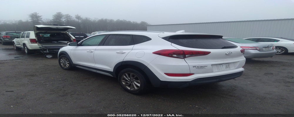 KM8J3CA42JU675692 2018 HYUNDAI TUCSON photo no. 3