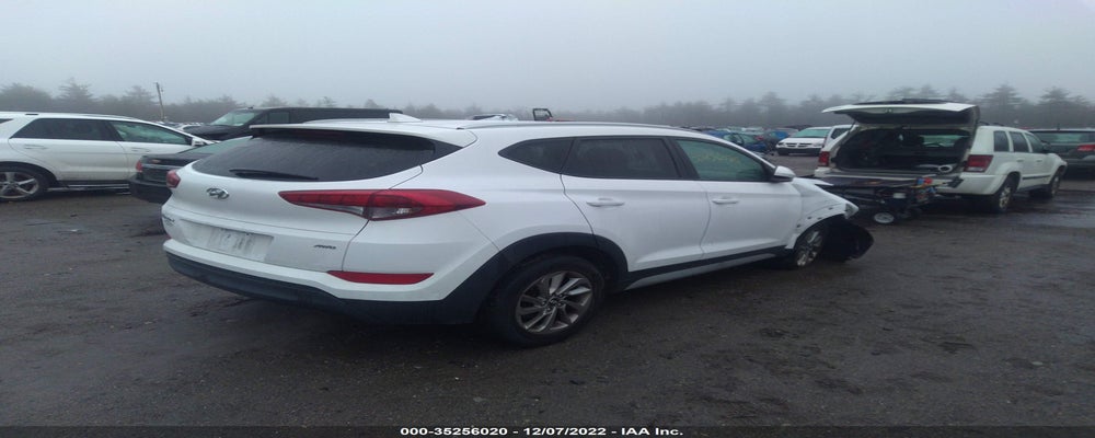 KM8J3CA42JU675692 2018 HYUNDAI TUCSON photo no. 4