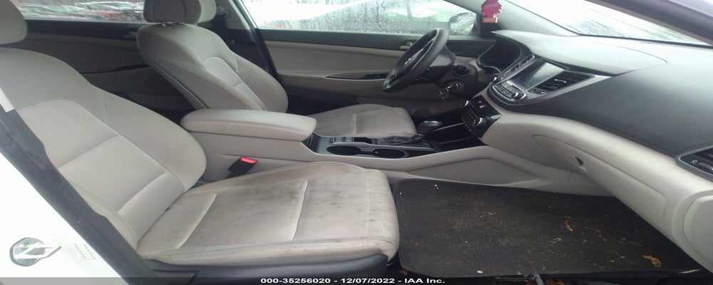 KM8J3CA42JU675692 2018 HYUNDAI TUCSON photo no. 5