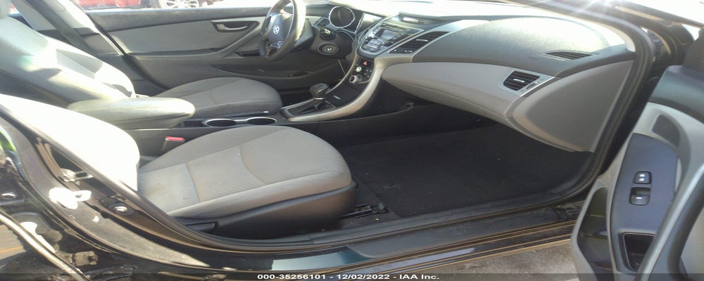 5NPDH4AE4GH711564 2016 HYUNDAI ELANTRA photo no. 5