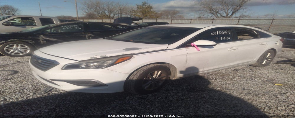 5NPE24AF1HH503528 2017 HYUNDAI SONATA photo no. 2