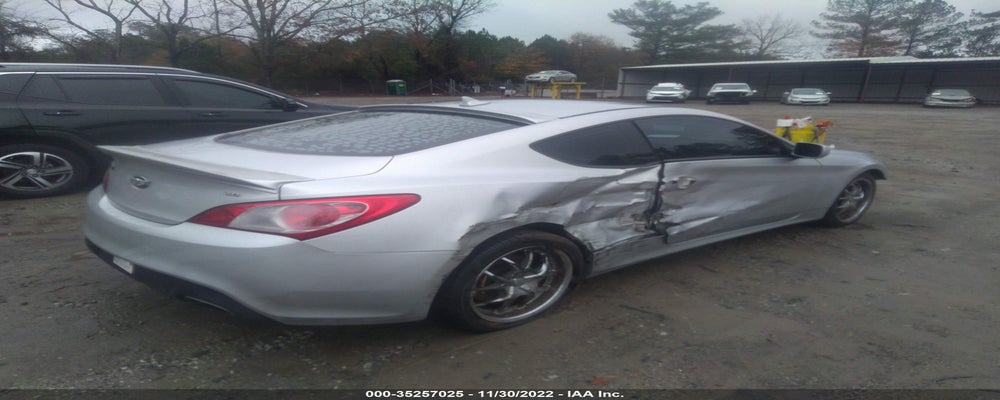 KMHHU6KH6AU009577 2010 HYUNDAI GENESIS COUPE photo no. 4