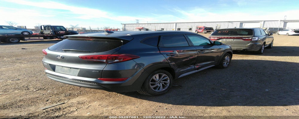KM8J3CA44JU745676 2018 HYUNDAI TUCSON photo no. 4