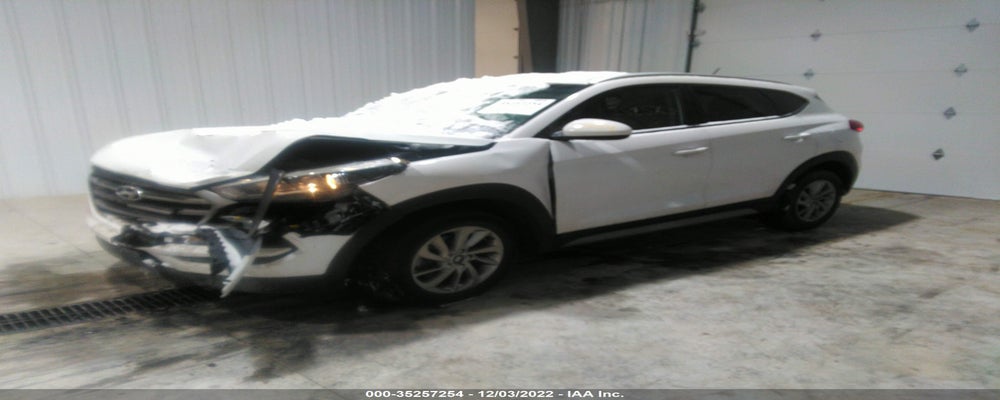 KM8J3CA42HU348820 2017 HYUNDAI TUCSON photo no. 2