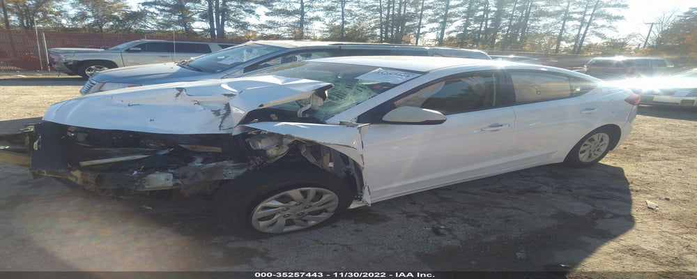 5NPD74LF8JH392654 2018 HYUNDAI ELANTRA photo no. 2