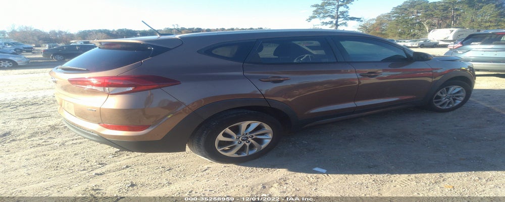 KM8J3CA41GU038396 2016 HYUNDAI TUCSON photo no. 4