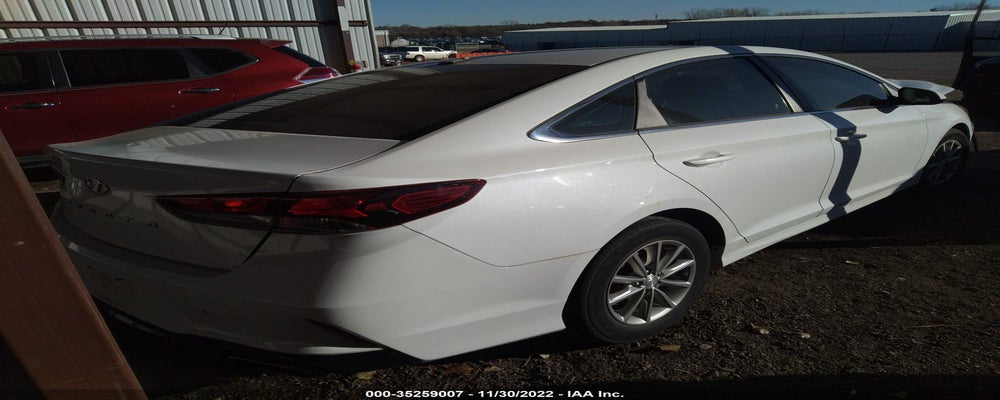 5NPE24AFXJH622815 2018 HYUNDAI SONATA photo no. 4