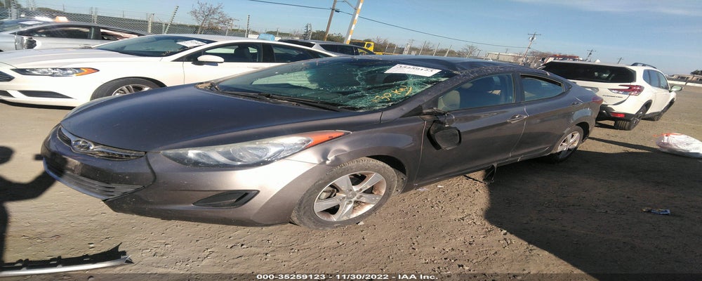 5NPDH4AE0DH344688 2013 HYUNDAI ELANTRA photo no. 2