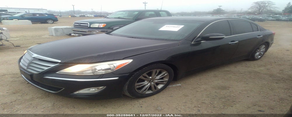 KMHGC4DD5CU196133 2012 HYUNDAI GENESIS photo no. 2