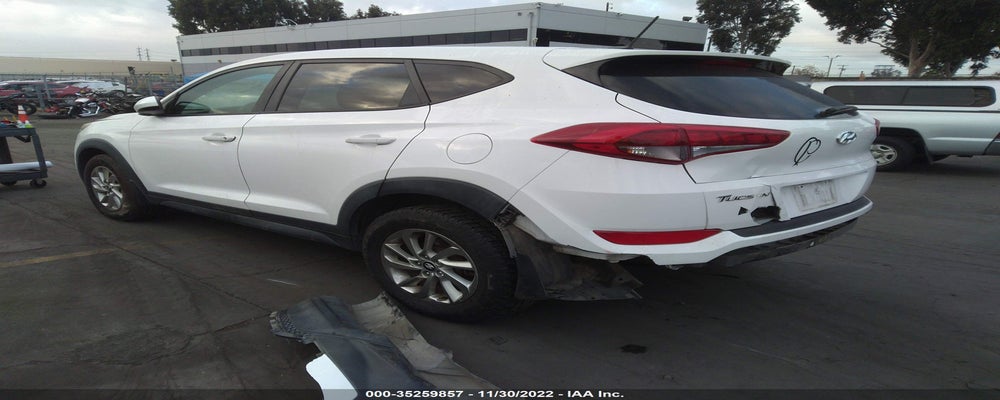KM8J23A43GU027466 2016 HYUNDAI TUCSON photo no. 3