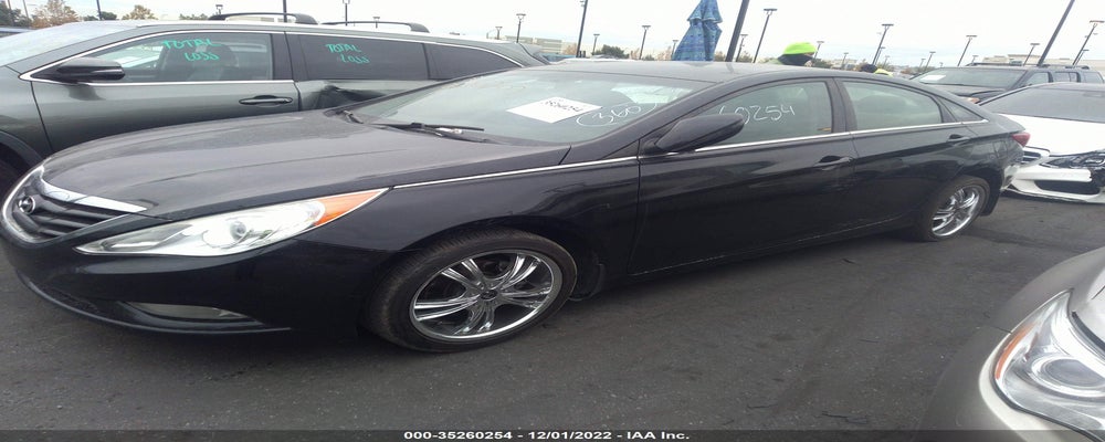 5NPEB4AC7DH560963 2013 HYUNDAI SONATA photo no. 2