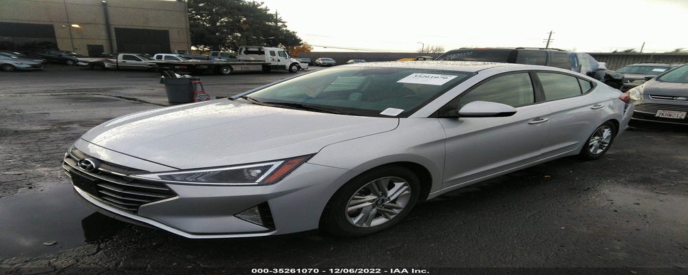 KMHD84LF0KU885955 2019 HYUNDAI ELANTRA photo no. 2