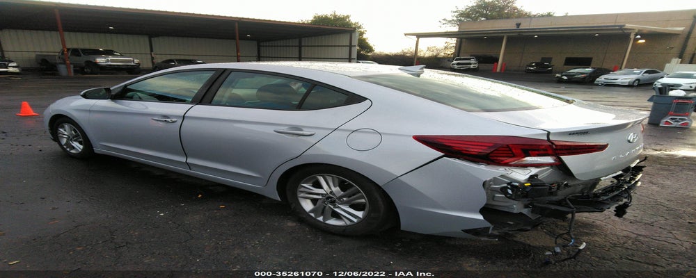 KMHD84LF0KU885955 2019 HYUNDAI ELANTRA photo no. 3