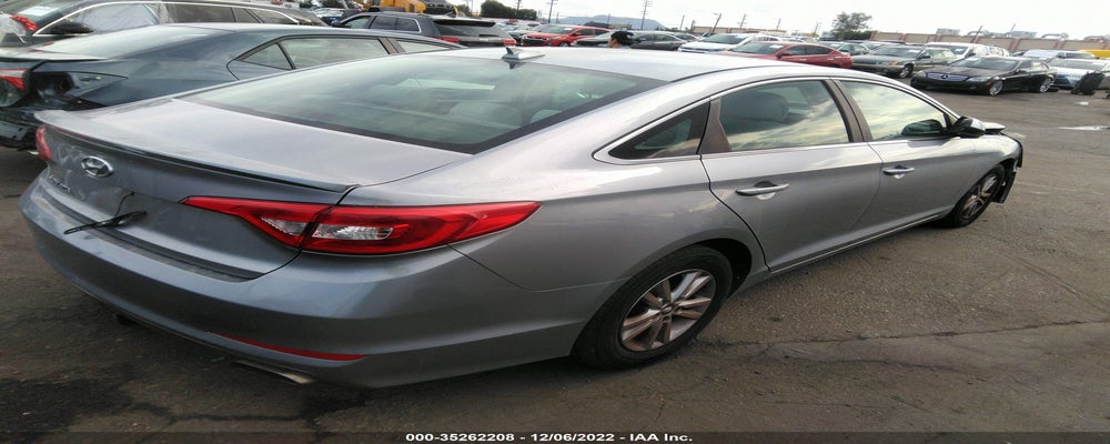 5NPE24AF6FH068244 2015 HYUNDAI SONATA photo no. 4