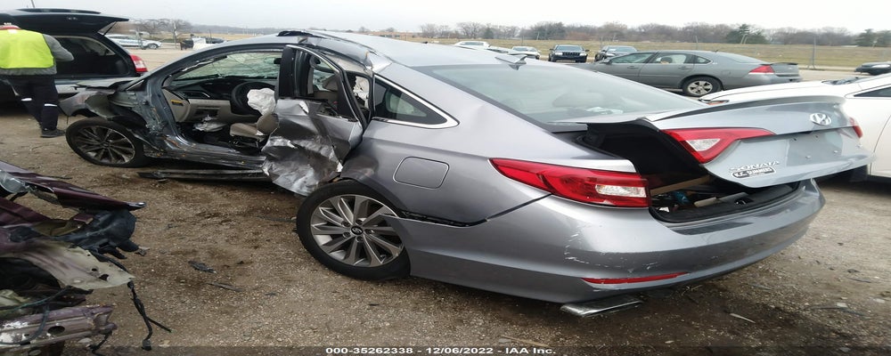 5NPE34AF9FH169971 2015 HYUNDAI SONATA photo no. 3