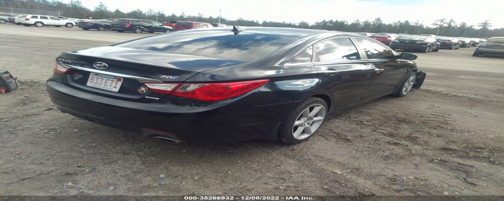 5NPEC4AB4BH241795 2011 HYUNDAI SONATA photo no. 4