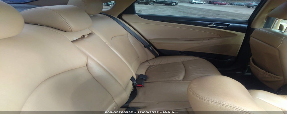 5NPEC4AB4BH241795 2011 HYUNDAI SONATA photo no. 8