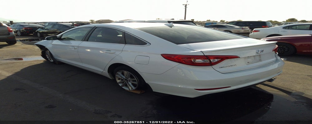 5NPE24AF8FH196565 2015 HYUNDAI SONATA photo no. 3