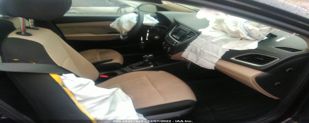 3KPC24A36KE041198 2019 HYUNDAI ACCENT photo no. 5