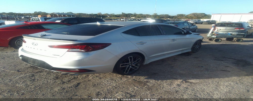 KMHD04LB7KU811372 2019 HYUNDAI ELANTRA photo no. 4