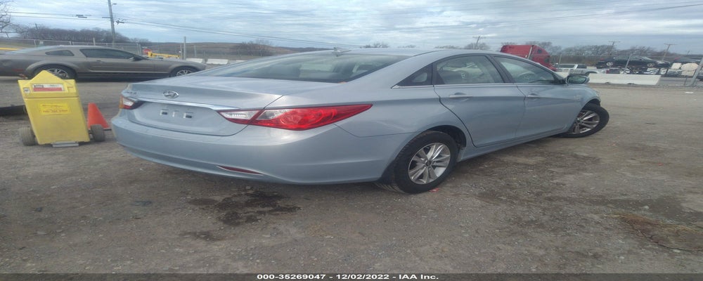 5NPEB4AC0DH748448 2013 HYUNDAI SONATA photo no. 4