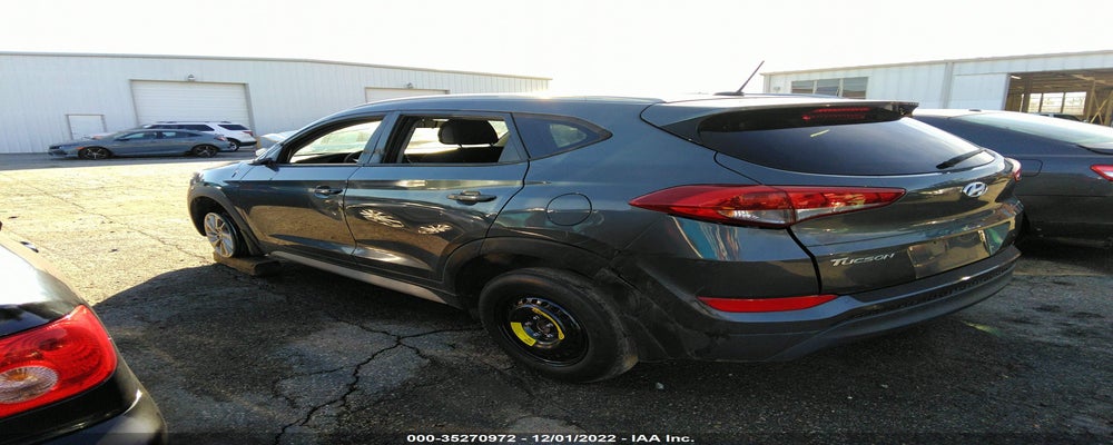 KM8J33A46HU519861 2017 HYUNDAI TUCSON photo no. 3