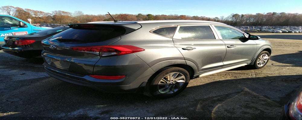KM8J33A46HU519861 2017 HYUNDAI TUCSON photo no. 4