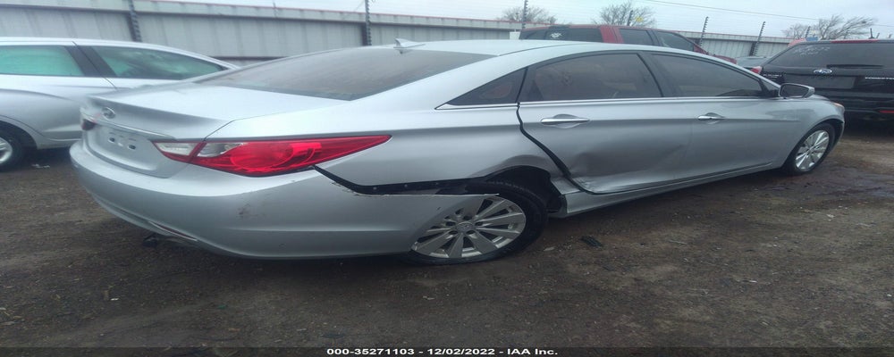 5NPEC4AC9DH682091 2013 HYUNDAI SONATA photo no. 4