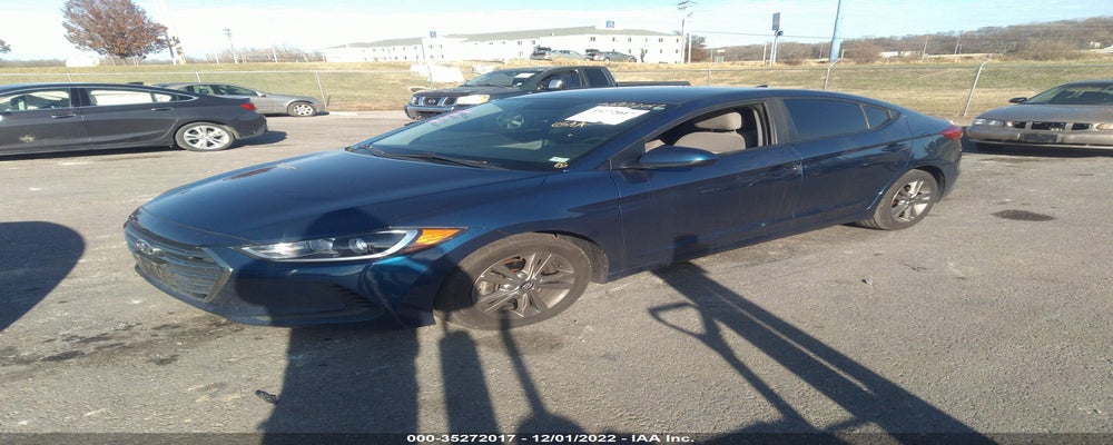 5NPD84LF0JH339427 2018 HYUNDAI ELANTRA photo no. 2