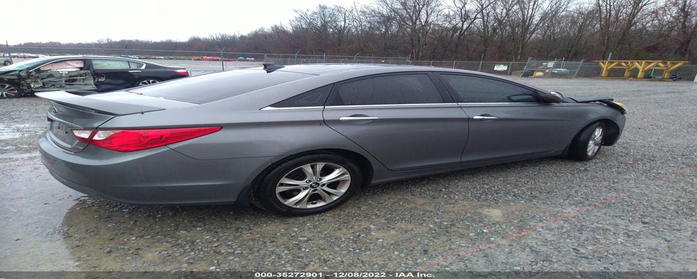 5NPEC4AC2CH457865 2012 HYUNDAI SONATA photo no. 4