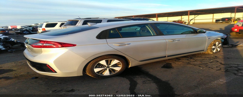 KMHC65LD9KU136139 2019 HYUNDAI IONIQ PLUG-IN HYBRID photo no. 4
