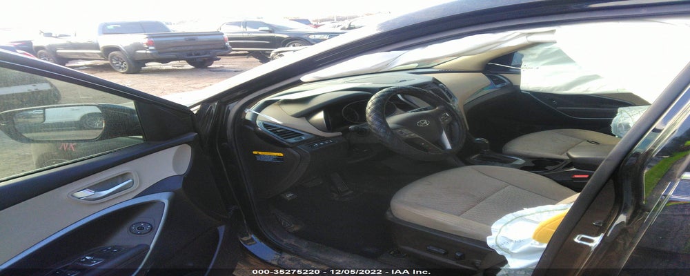 5NMZU3LB2HH036875 2017 HYUNDAI SANTA FE SPORT photo no. 5