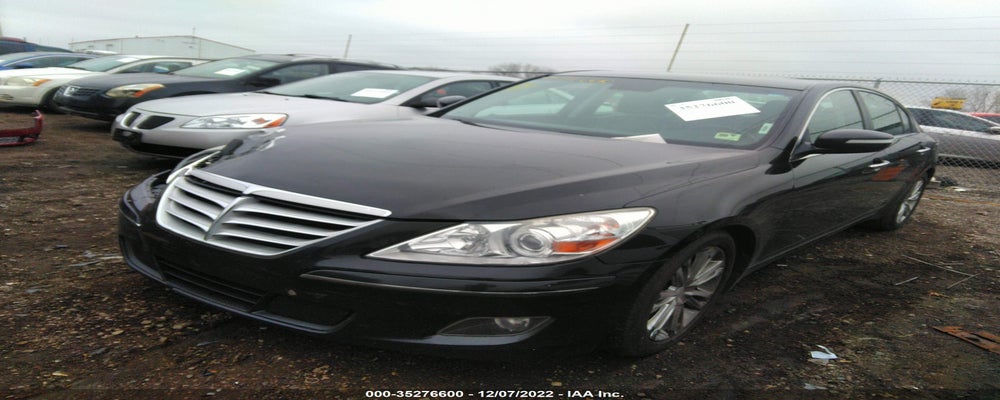 KMHGC4DE5BU122525 2011 HYUNDAI GENESIS photo no. 2