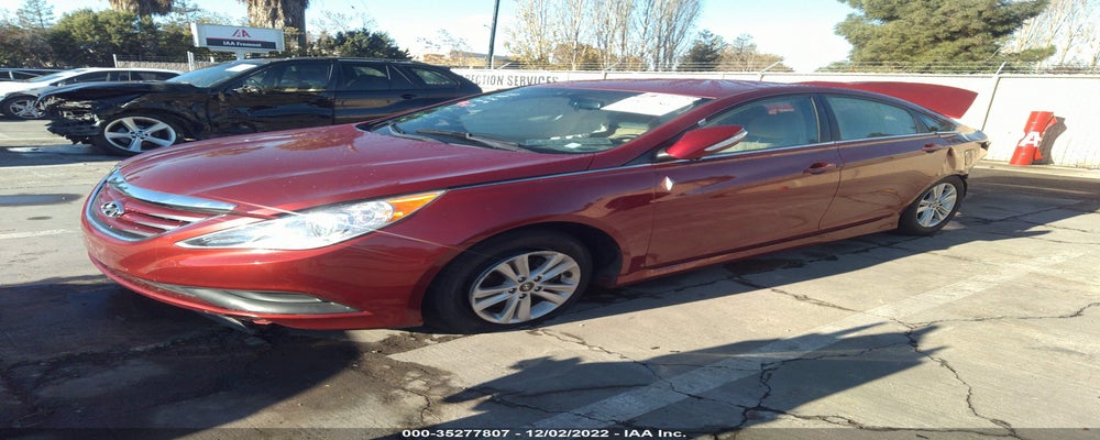 5NPEB4AC4EH842284 2014 HYUNDAI SONATA photo no. 2