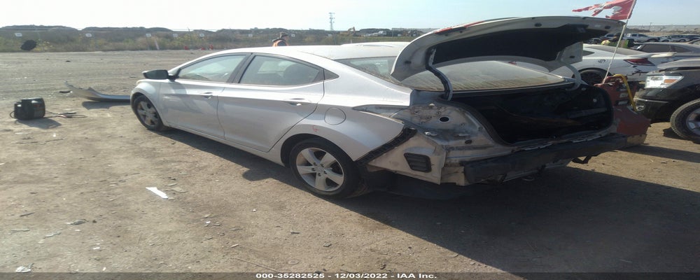 KMHDH4AE3DU721984 2013 HYUNDAI ELANTRA photo no. 3