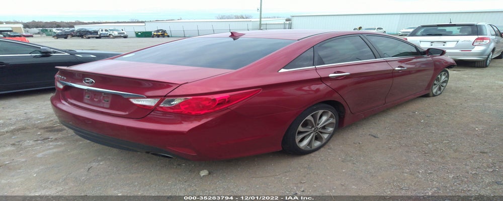 5NPEC4AC2EH827019 2014 HYUNDAI SONATA photo no. 4