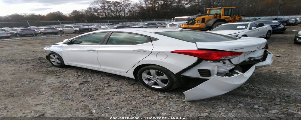 5NPDH4AE9DH408694 2013 HYUNDAI ELANTRA photo no. 3