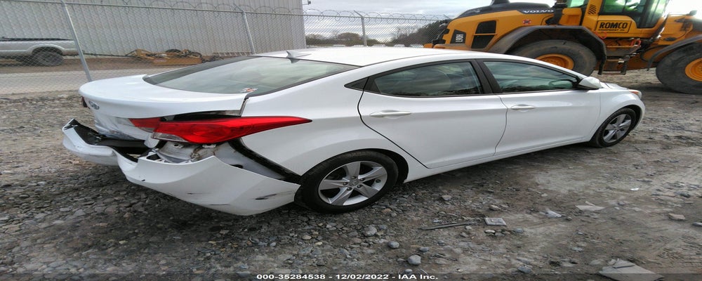 5NPDH4AE9DH408694 2013 HYUNDAI ELANTRA photo no. 4